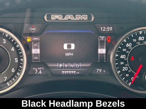 Used 2022 RAM 2500 Laramie AWD/4WD image 17