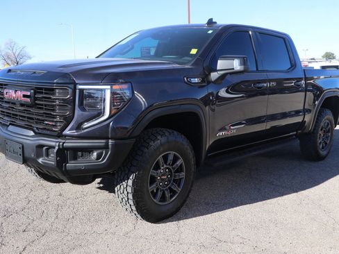 Used 2024 GMC Sierra 1500 AT4X image 3