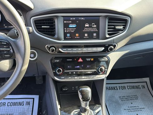 Used 2018 Hyundai Ioniq Blue image 19