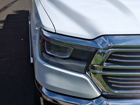 Used 2023 RAM 1500 Laramie AWD/4WD image 9