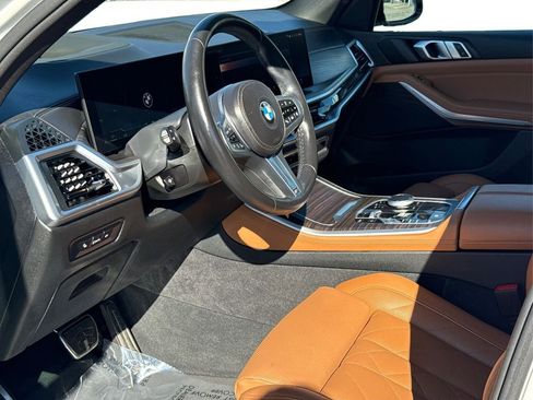 Certified 2024 BMW X5 sDrive40i w/ M Sport Package image 9