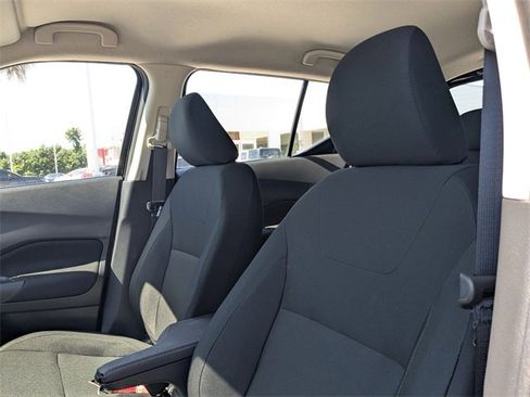 New 2025 Nissan Kicks Play S image 14