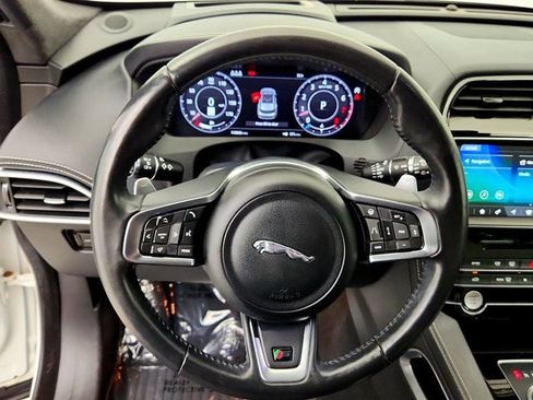 Used 2019 Jaguar F-PACE S AWD/4WD image 14
