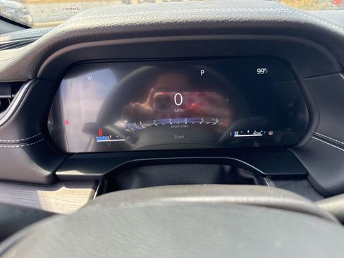 New 2025 Jeep Grand Cherokee Limited image 16