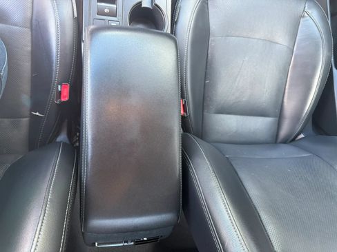 Used 2015 Subaru Legacy 2.5i Limited AWD/4WD image 15