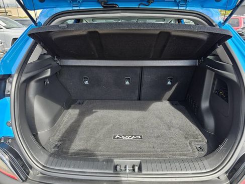Used 2022 Hyundai Kona SEL w/ Cargo Package AWD/4WD image 14