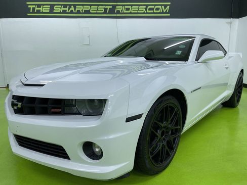 Used 2010 Chevrolet Camaro SS w/ RS Package image 5