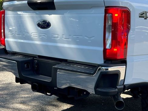 New 2026 Ford F250 XL w/ XL Off-Road Package image 5