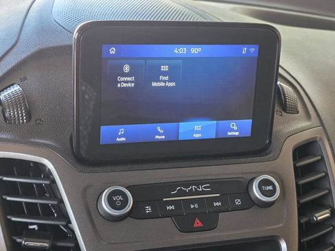Used 2022 Ford Transit Connect XLT FWD image 17