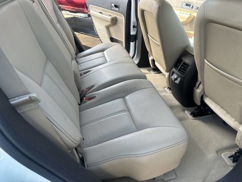 Used 2009 Ford Edge Limited image 12