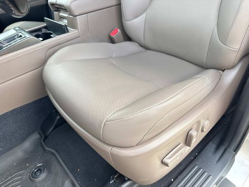 Certified 2023 Lexus GX 460 Premium image 25