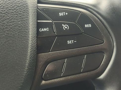 Used 2020 Jeep Cherokee Trailhawk w/ Cold Weather Group image 14