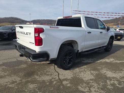 Used 2023 Chevrolet Silverado 1500 Custom Trail Boss w/ LPO, Dark Essentials Package image 4