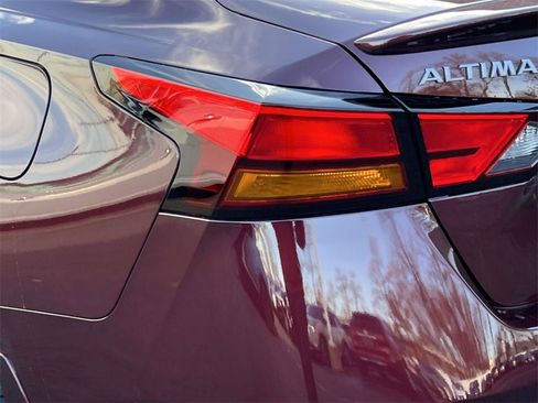 New 2025 Nissan Altima 2.5 SV w/ SV Special Edition Package image 9