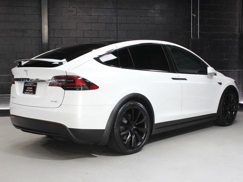 Used 2017 Tesla Model X 100D image 18