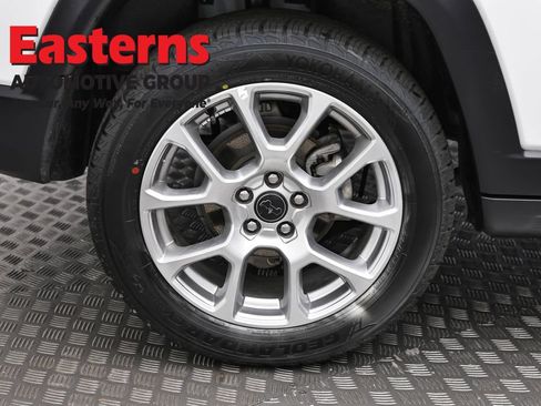 Used 2025 Jeep Compass Limited AWD/4WD image 30