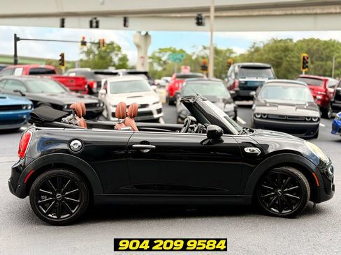 Used 2017 MINI Cooper S FWD image 9