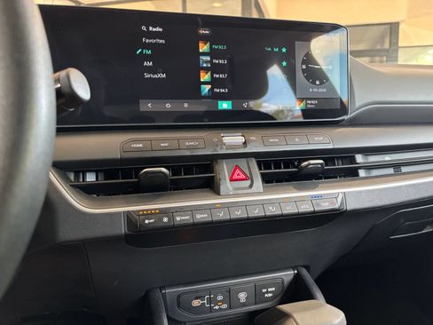Used 2025 Kia K4 FWD image 17