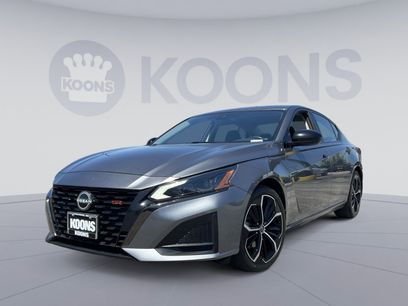 Used 2023 Nissan Altima 2.5 SR