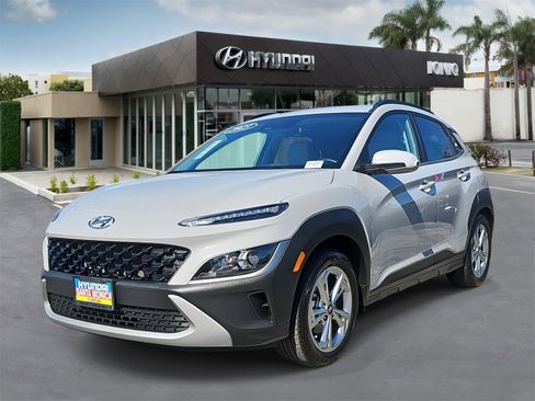 Certified 2023 Hyundai Kona SEL w/ Convenience Package image 7