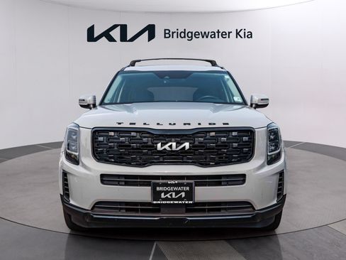 Used 2022 Kia Telluride EX w/ EX Premium Package AWD/4WD image 2