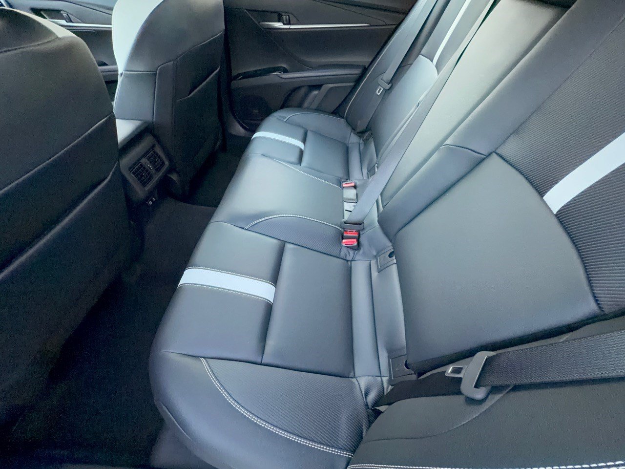 Certified 2026 Toyota Camry SE FWD image 25