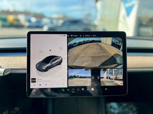 Used 2023 Tesla Model 3 Standard Range image 23