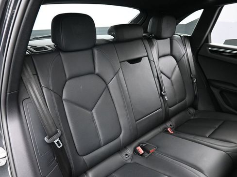 Certified 2023 Porsche Macan Turbo AWD/4WD image 27