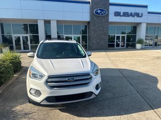 Used 2018 Ford Escape Titanium FWD video 2