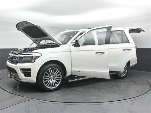 Certified 2022 Ford Expedition Platinum image 58