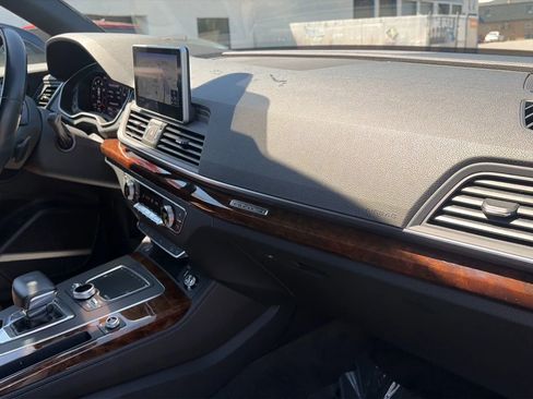 Used 2018 Audi Q5 Prestige AWD/4WD image 45