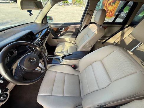 Used 2015 Mercedes-Benz GLK 350 2WD image 9
