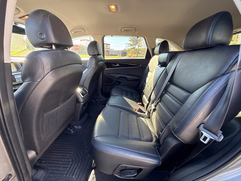 Used 2018 Kia Sorento EX AWD/4WD image 10