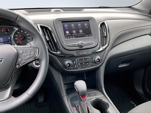 Used 2023 Chevrolet Equinox RS image 6