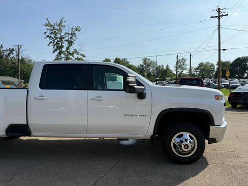 Used 2022 Chevrolet Silverado 3500 LT w/ Convenience Package image 83
