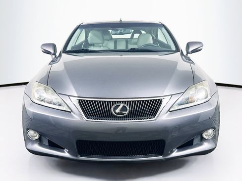 Used 2012 Lexus IS 250C image 2