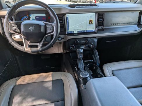 Used 2021 Ford Bronco Wildtrak AWD/4WD image 32