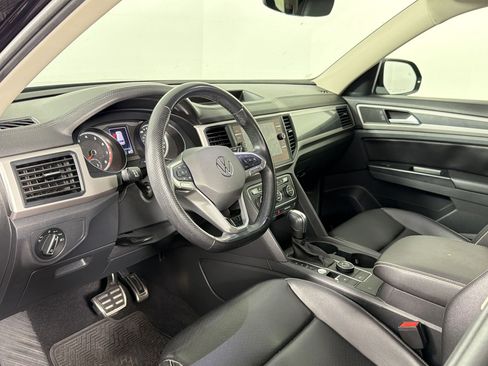 Used 2021 Volkswagen Atlas SE AWD/4WD image 4