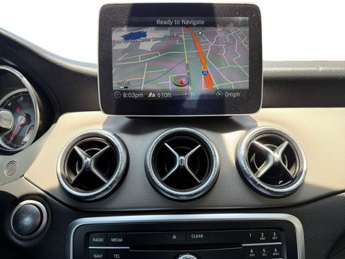 Used 2019 Mercedes-Benz CLA 250 image 13