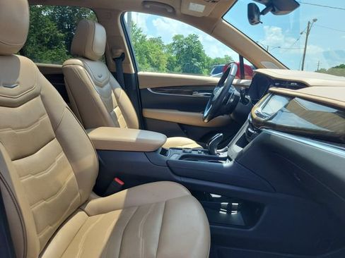 Used 2020 Cadillac XT6 Sport w/ Platinum Package AWD/4WD image 31