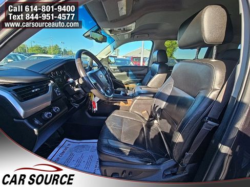 Used 2015 Chevrolet Suburban LT image 11