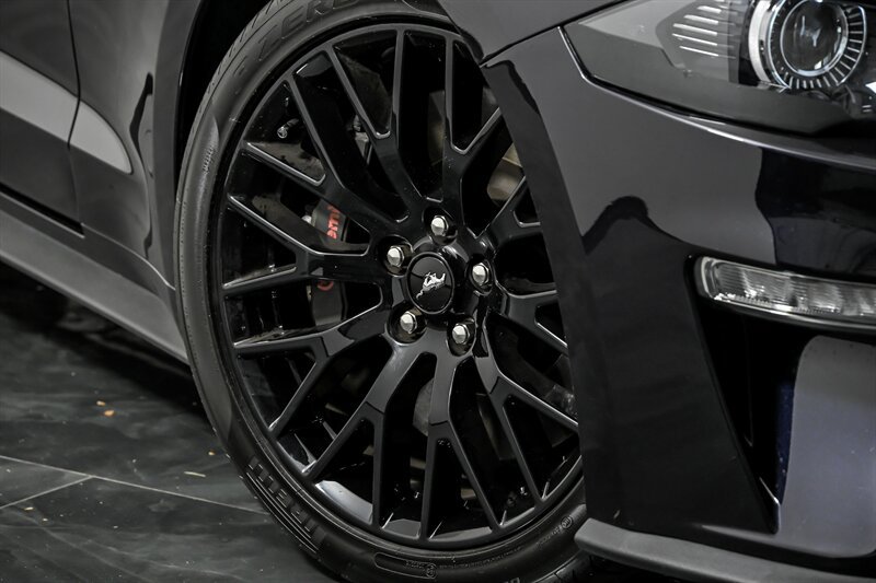 Used 2022 Ford Mustang GT w/ GT Performance Package RWD image 3