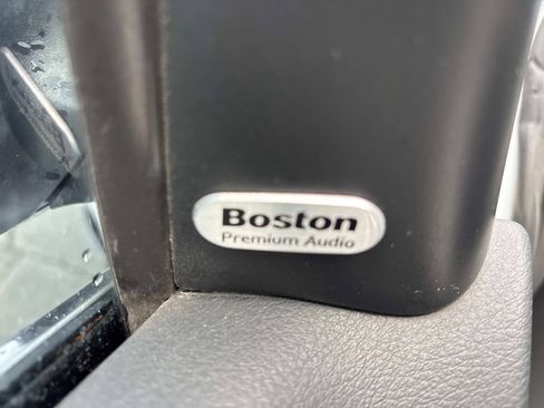 Used 2012 Chrysler 200 S image 18