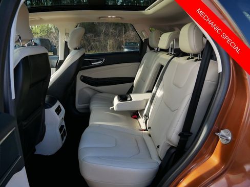 Used 2017 Ford Edge Titanium w/ Equipment Group 301A AWD/4WD image 11
