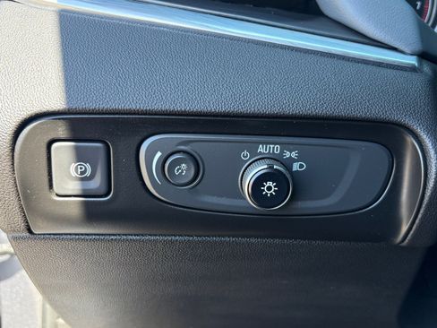 Used 2020 Buick Enclave Premium w/ Surround and Sites Package FWD image 17