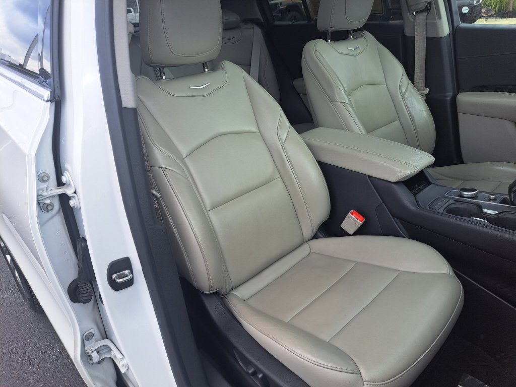 Used 2019 Cadillac XT4 Premium Luxury w/ Cold Weather Package FWD image 34