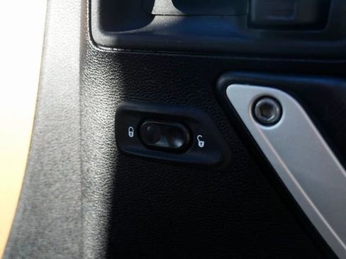 Used 2011 Jeep Wrangler Unlimited 70th Anniversary w/ Dual Top Group image 33