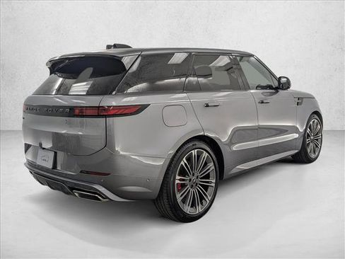 New 2025 Land Rover Range Rover Sport Dynamic SE image 9
