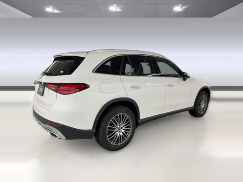 Certified 2026 Mercedes-Benz GLC 300 image 9