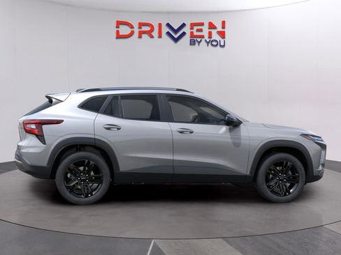 New 2026 Chevrolet Trax ACTIV image 4